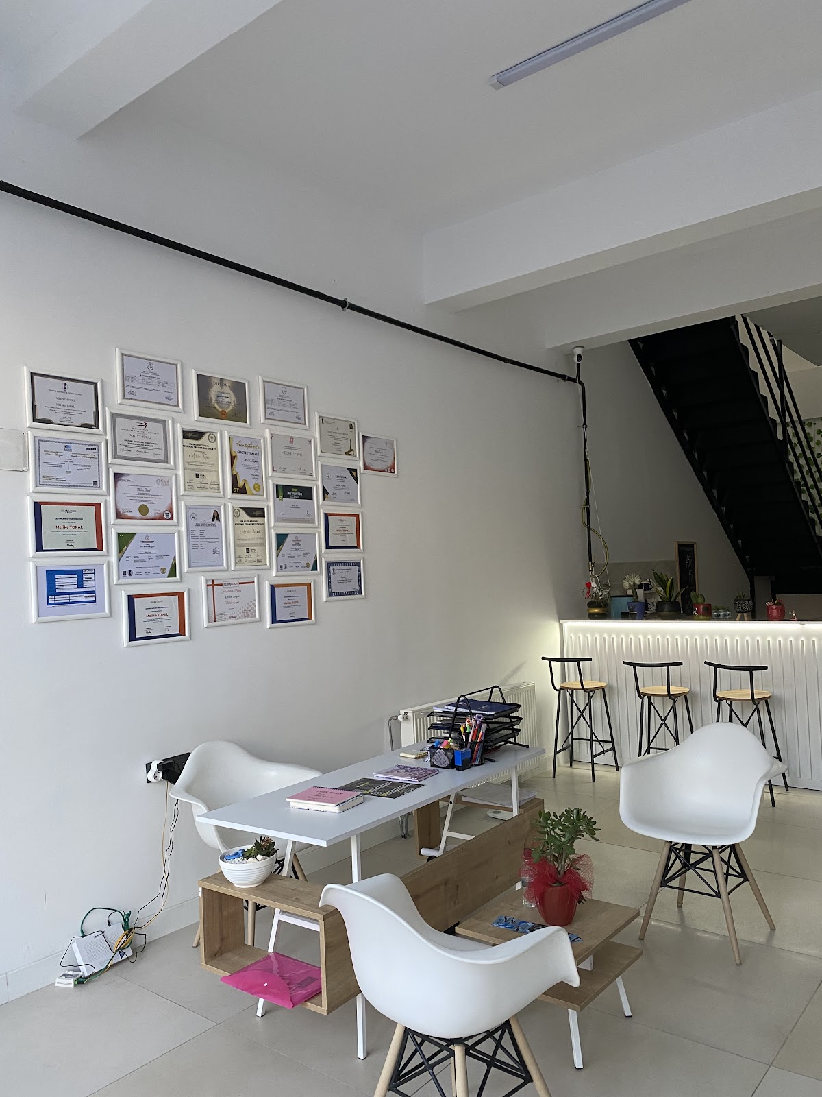 Move Studio Kozlu — salondan bir kare
