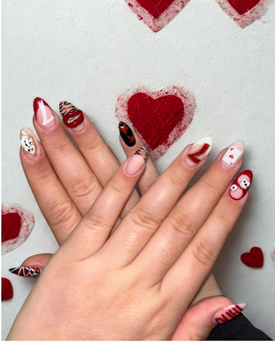 Le Charme Beauty Studio — kare 5