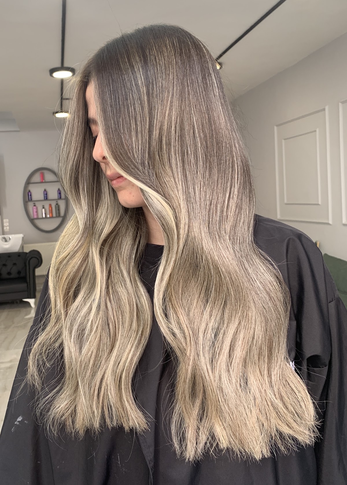 SALON AURA — salondan bir kare