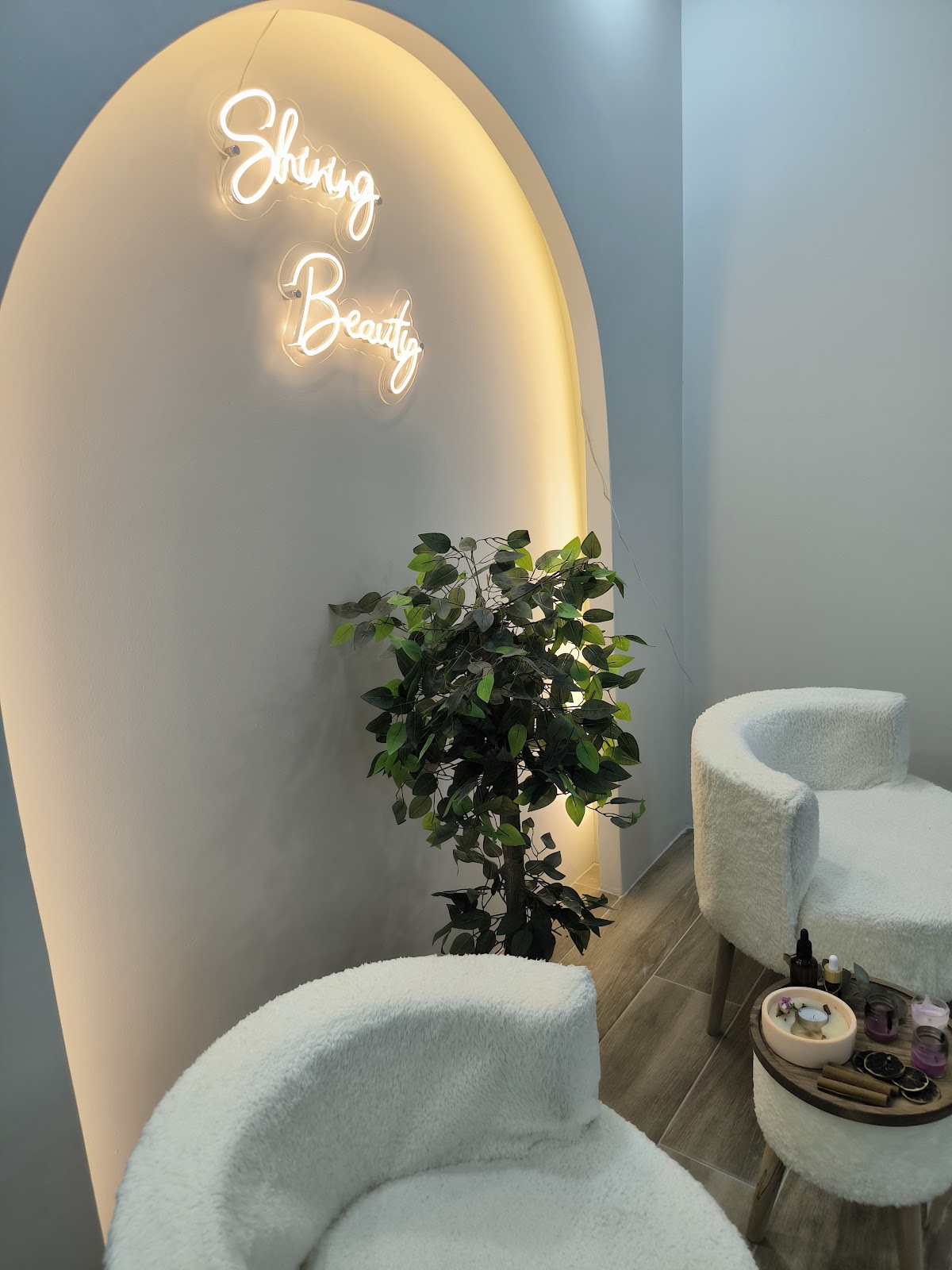 Shining Beauty Wellness — salondan bir kare