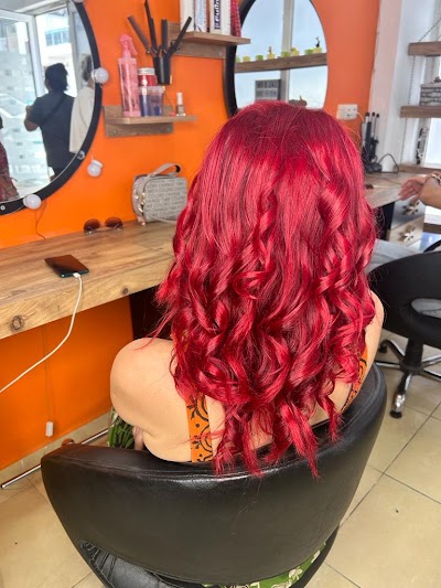 Saloon Nisa — kare 3