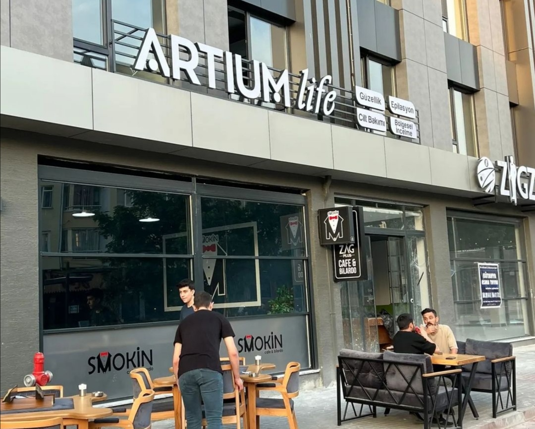 Artium Life — salondan bir kare
