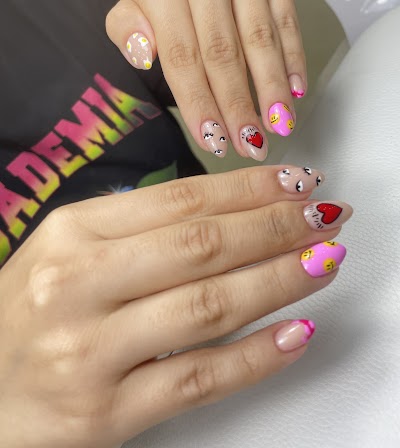 Büşra Ergün Nail art — kare 4