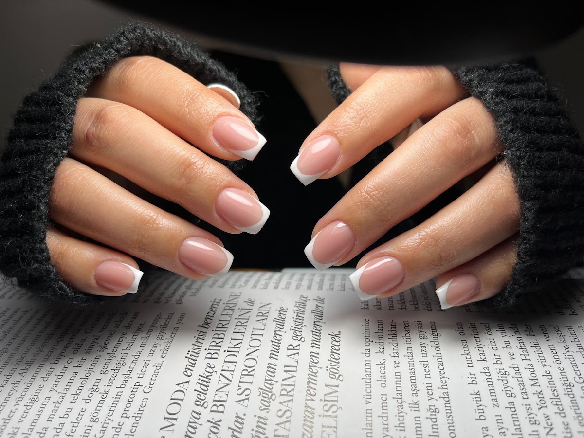 Ozi Nail Art Studio — salondan bir kare