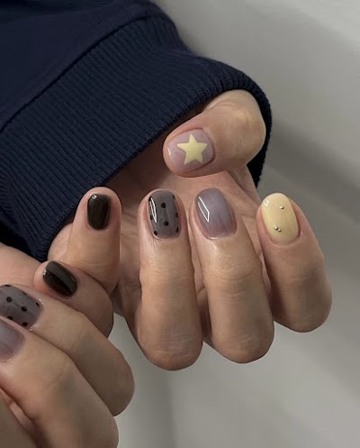 Hülya Aral Nail Stüdyo — kare 2