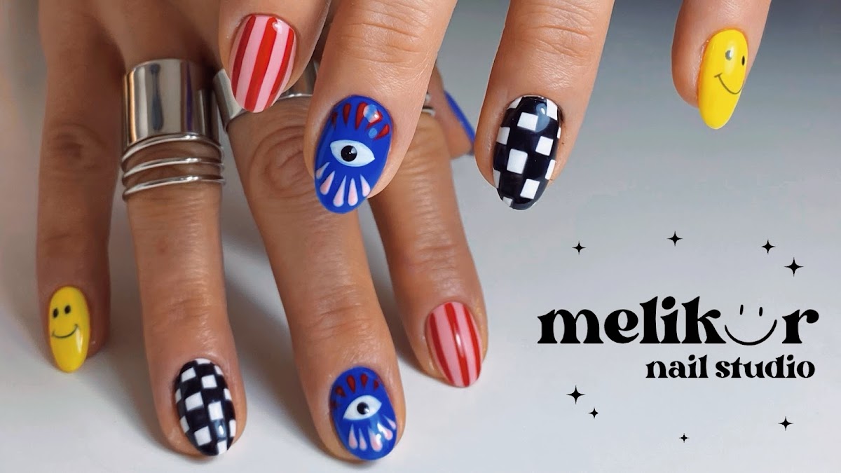 Melikür Nail Studio — salondan bir kare