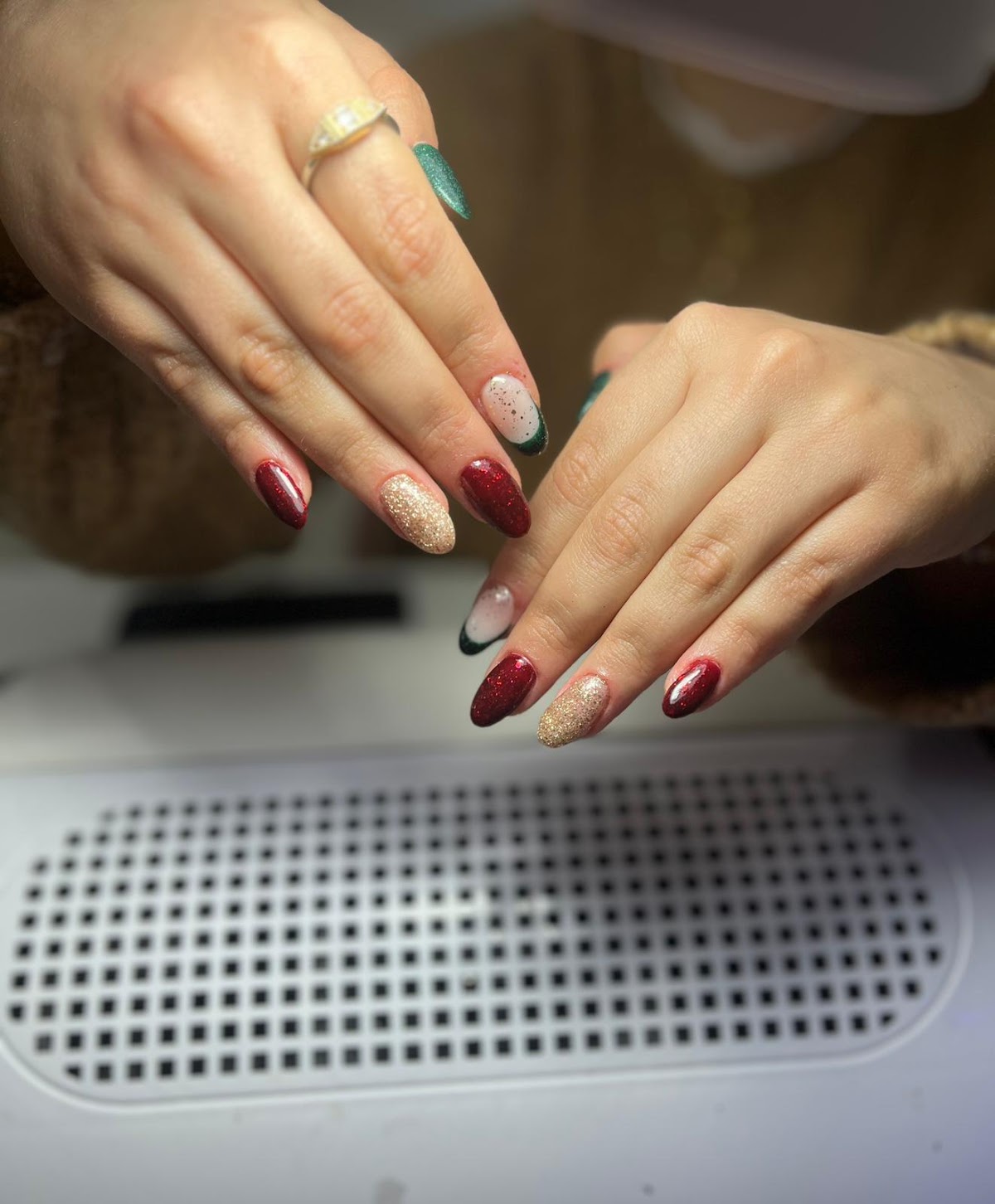 Büşra Baysura Beauty Studio (Güzellik Salonu Balıkesir) — salondan bir kare