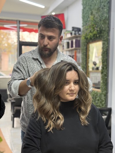 İZZ BAYAN KUAFÖRÜ — kare 4