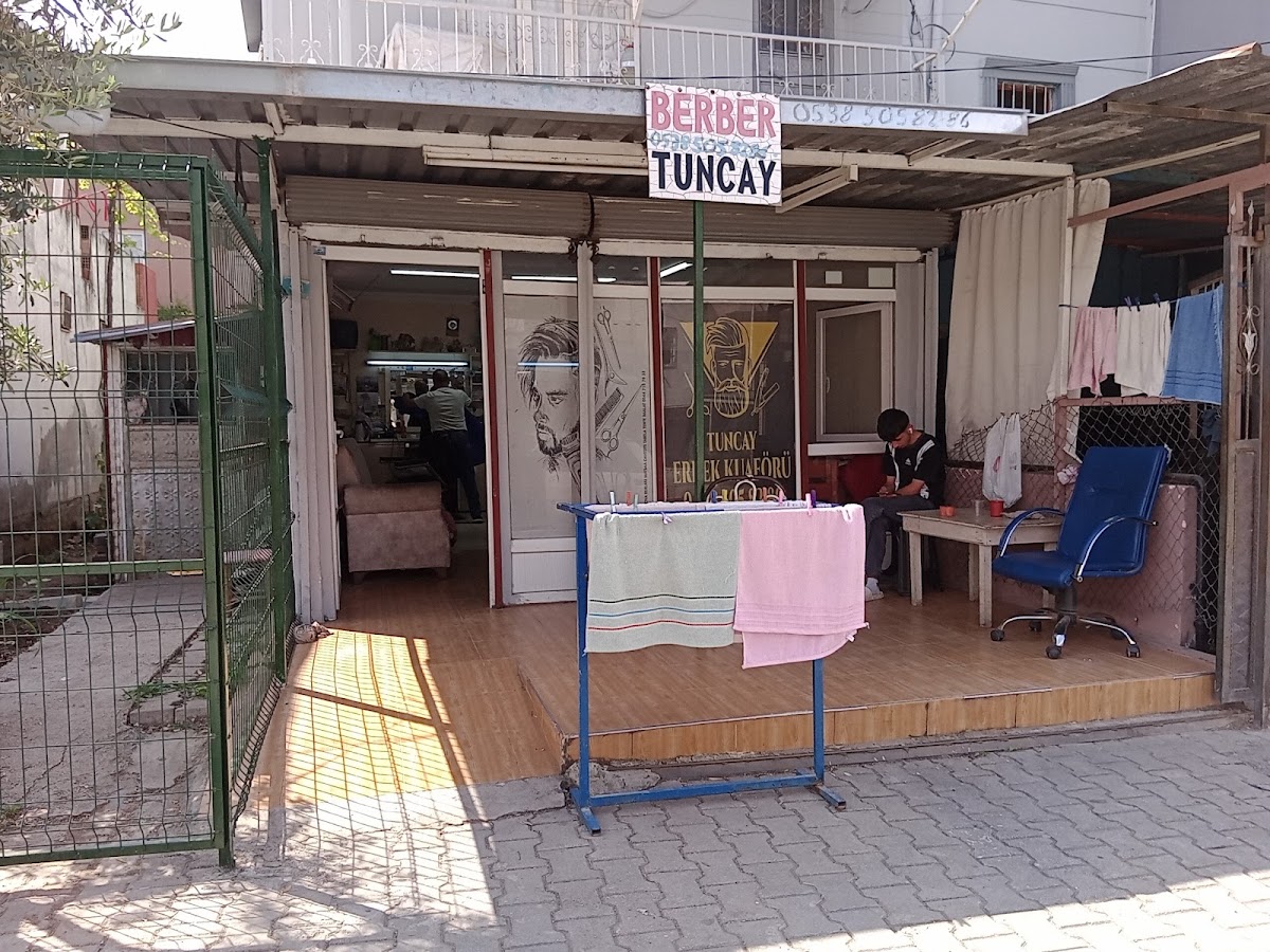 Berber Tuncay — salondan bir kare