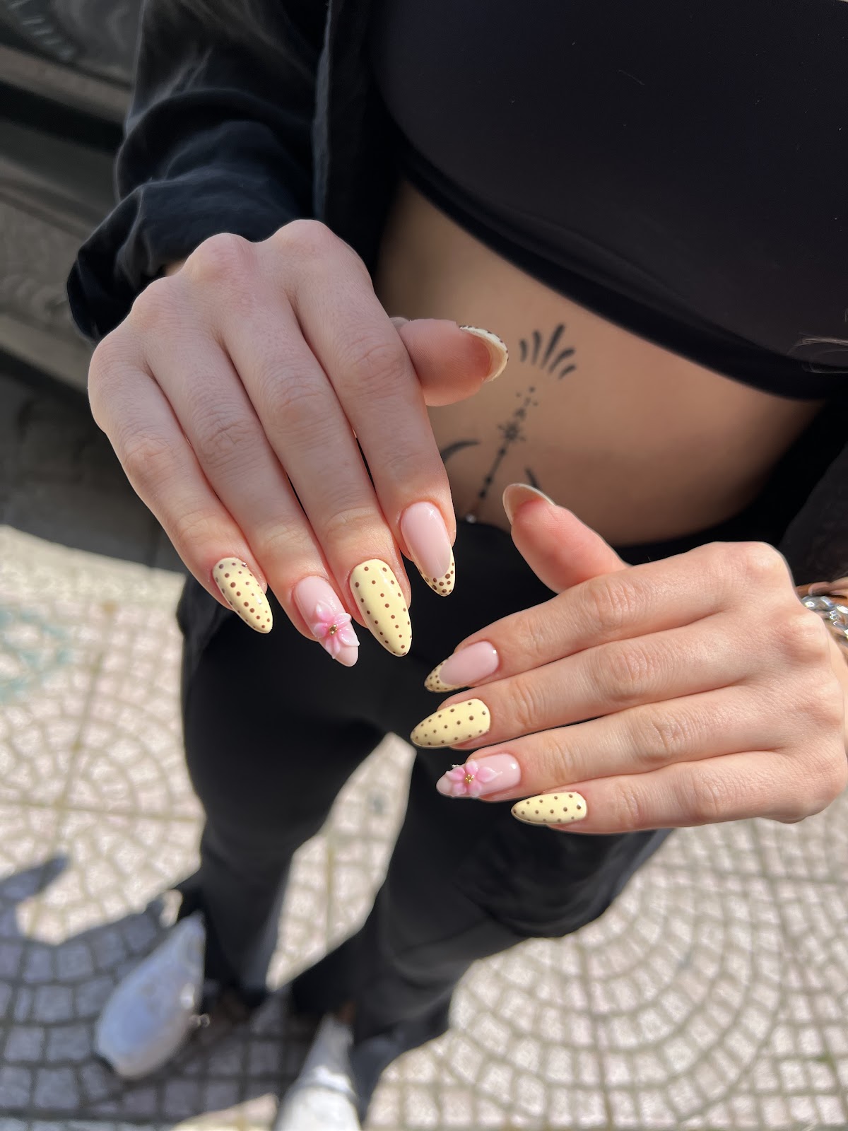 Tubi Nail Beauty Center — salondan bir kare
