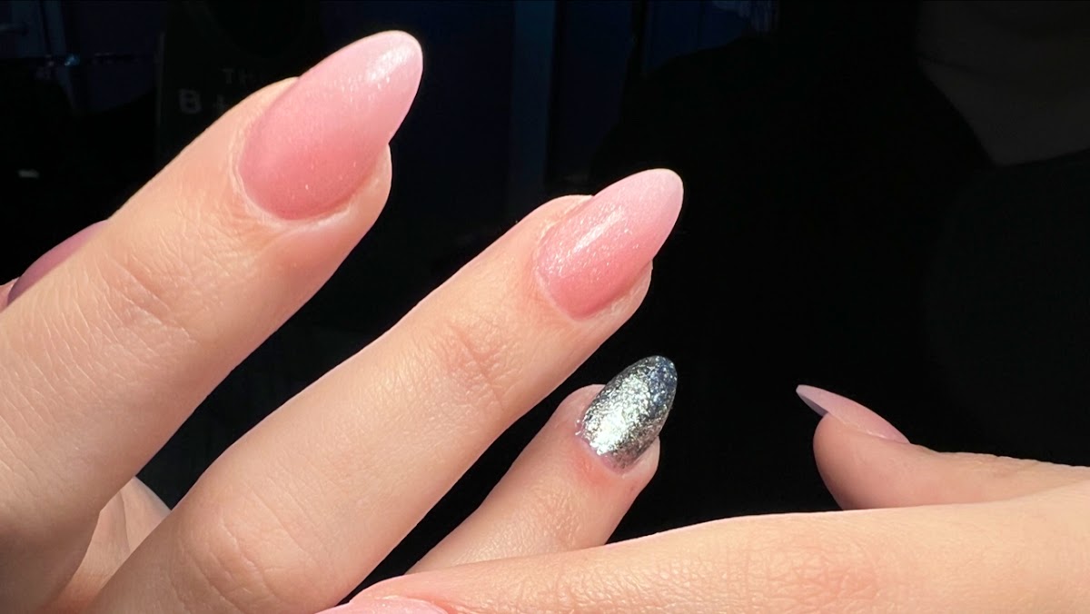 Mega Nail art Beauty — salondan bir kare