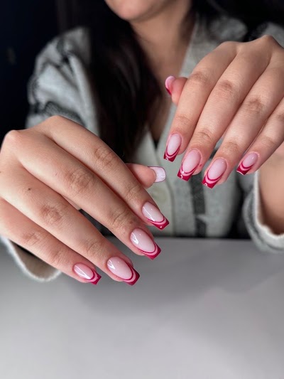 Cansu Kılıç Pro Nail Studio — kare 5