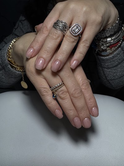 Gizem Nail Studio — kare 4
