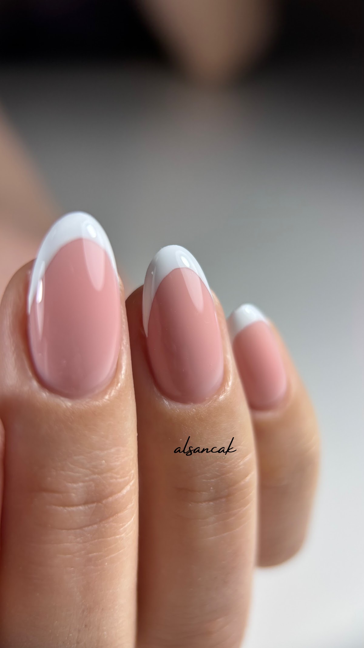 Alsancak Nail Art Studio — salondan bir kare