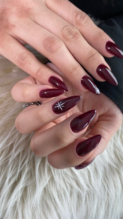 LAVENA BEAUTY STUDIO — kare 3