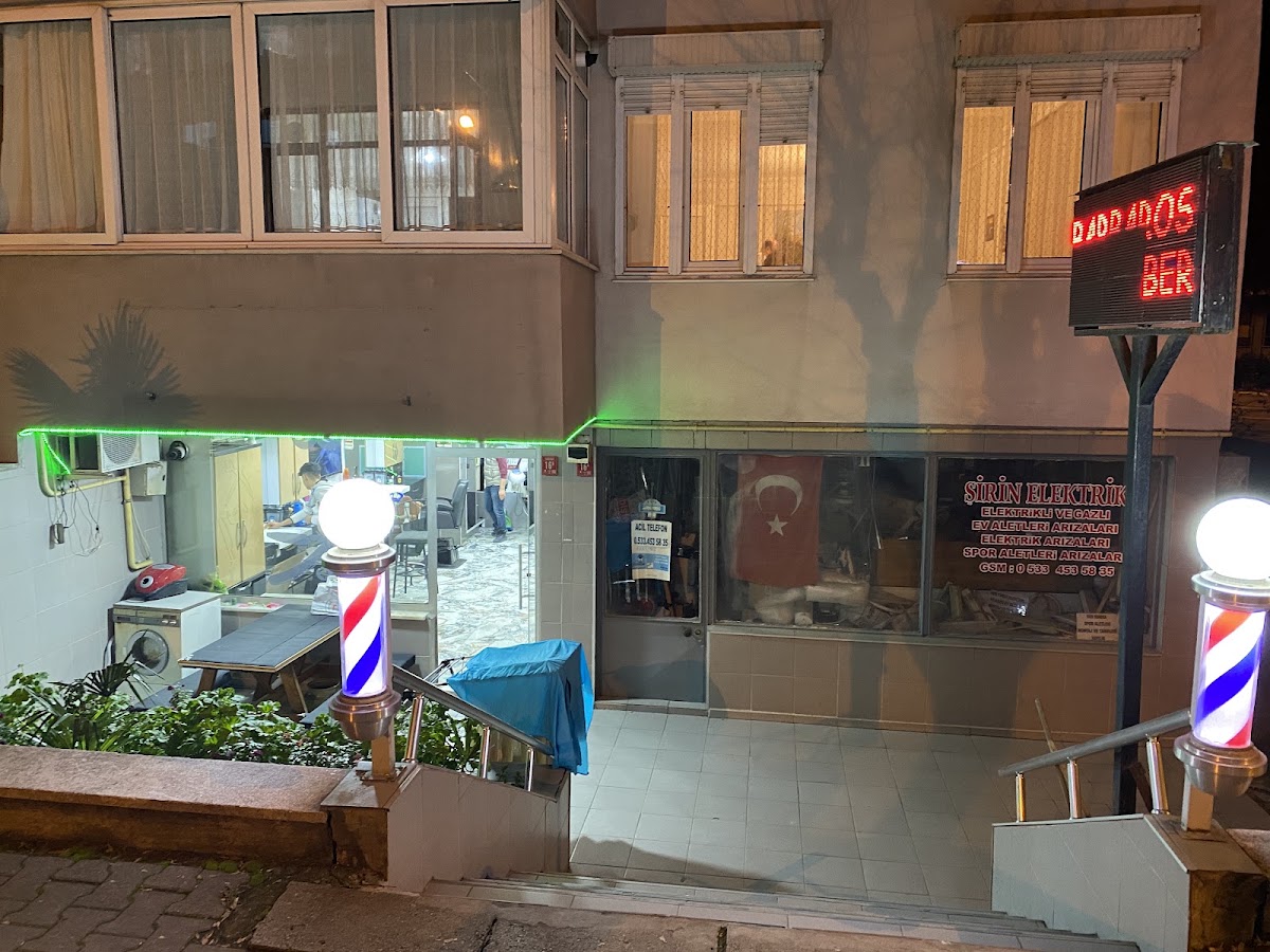Barbaros Berber — salondan bir kare