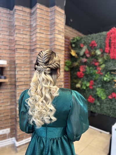 Eylül bayan kuaförü — kare 3