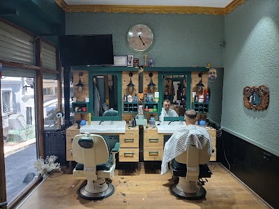 Beyoğlu Erkek Kuaförü — kare 3