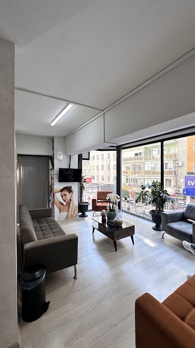 Beyza Korkmaz 1020 Life Güzellik Salonu Denizli — kare 3