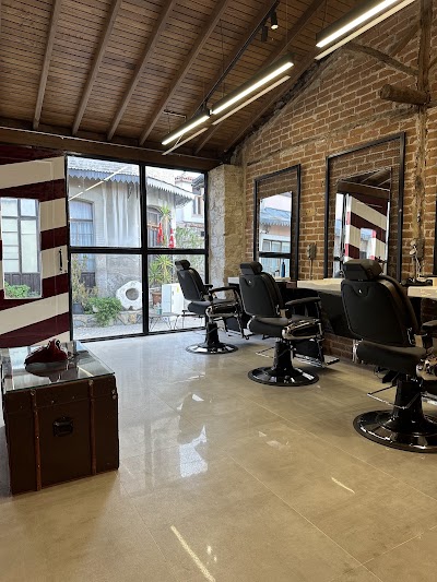 Safak Bilgin Hair Artist Erkek Kuaförü Urla İzmir — kare 2