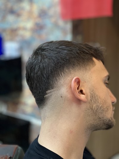 HD BARBER SHOP — kare 5
