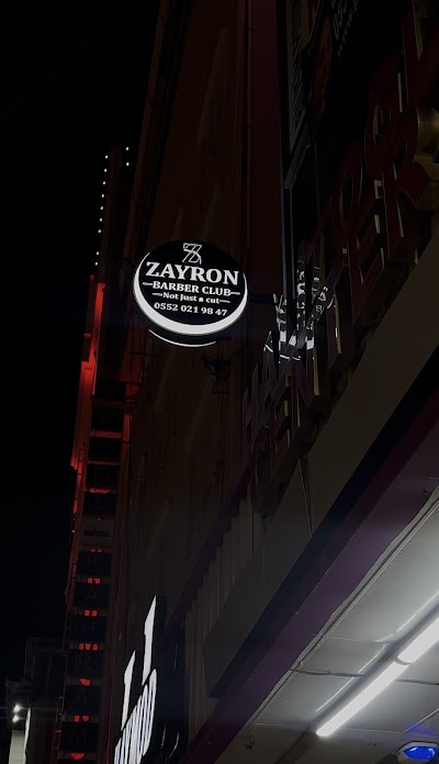 Zayron Barber Clup — kare 3
