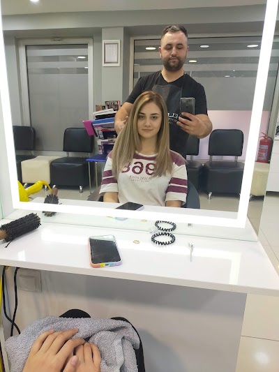 Kuaför Mutlu — kare 3