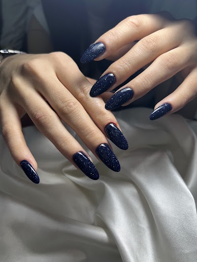 Dm Beauty&Nail Studio — kare 2