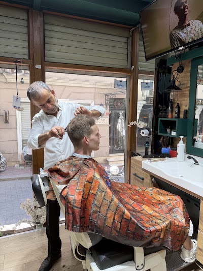 Beyoğlu Erkek Kuaförü — kare 5