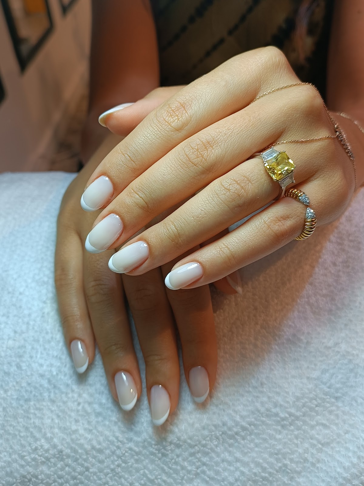 Nail Trendy — salondan bir kare