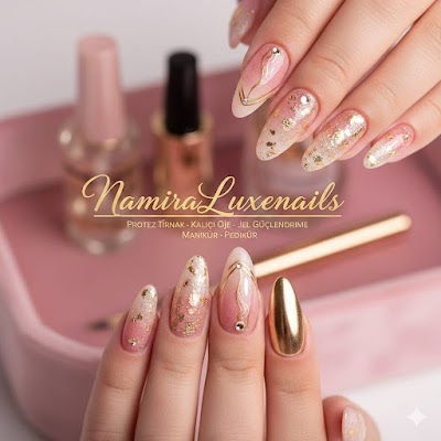 Namira Luxe Nails — kare 2