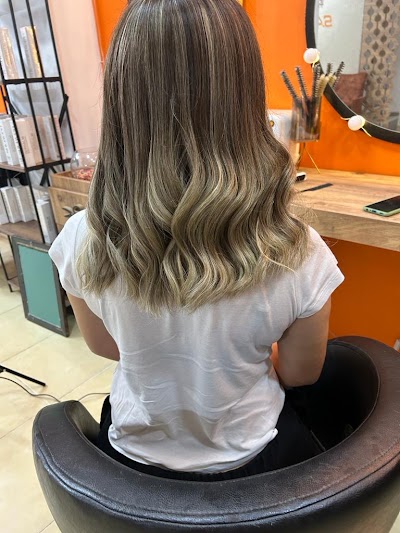 Saloon Nisa — kare 2