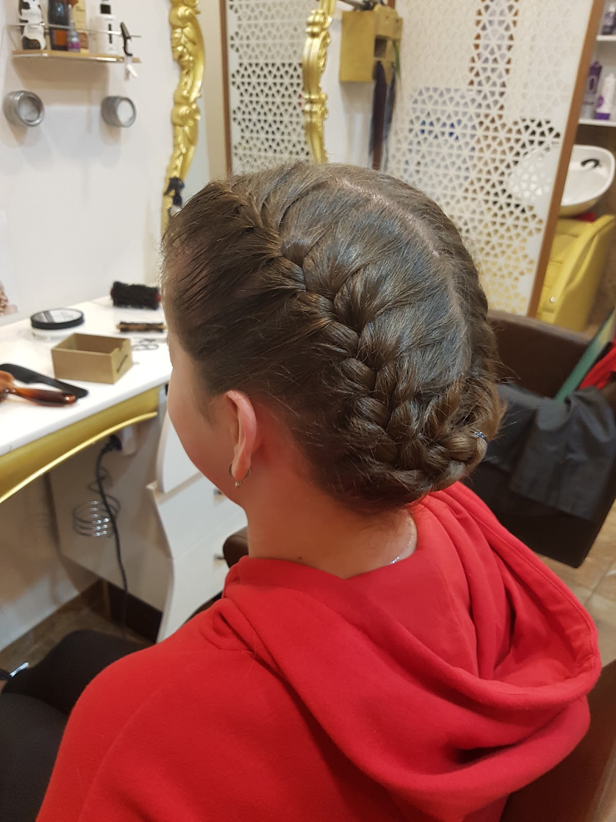 Imaj Kuafor — salondan bir kare