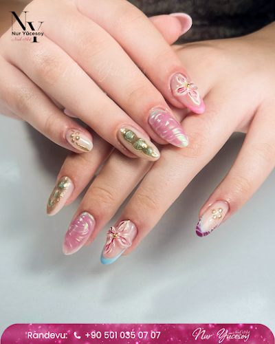 Nur Yücesoy Nail Studio — kare 5