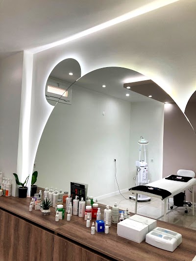Dilara Toprak Beauty Center | Torbalı Güzellik Salonu — kare 4