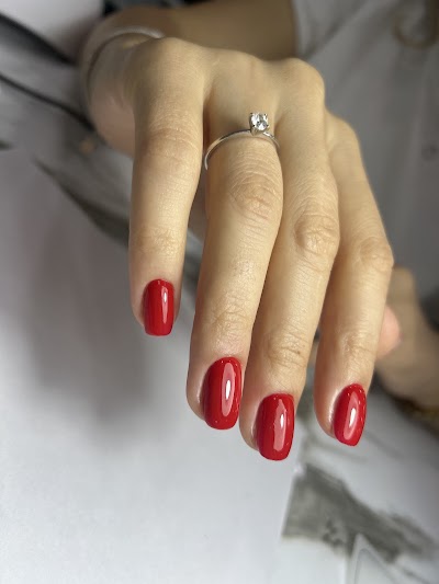 La Liva Beauty Studio Academy — kare 4
