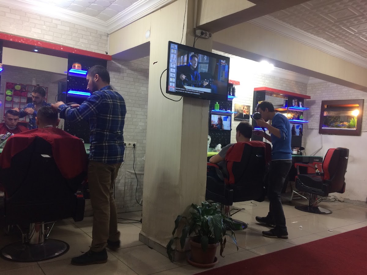 Çağdaş Makas — salondan bir kare