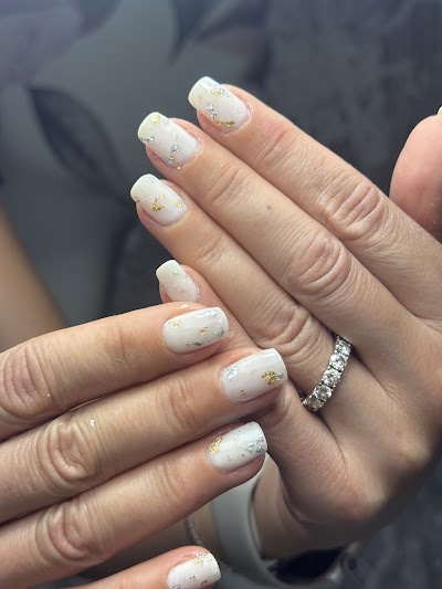 Merlina Nail Studio — kare 2