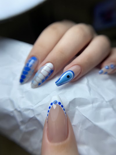 BusNailBeauty — kare 5