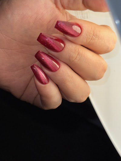 Lollipopp Nail Studio — kare 2