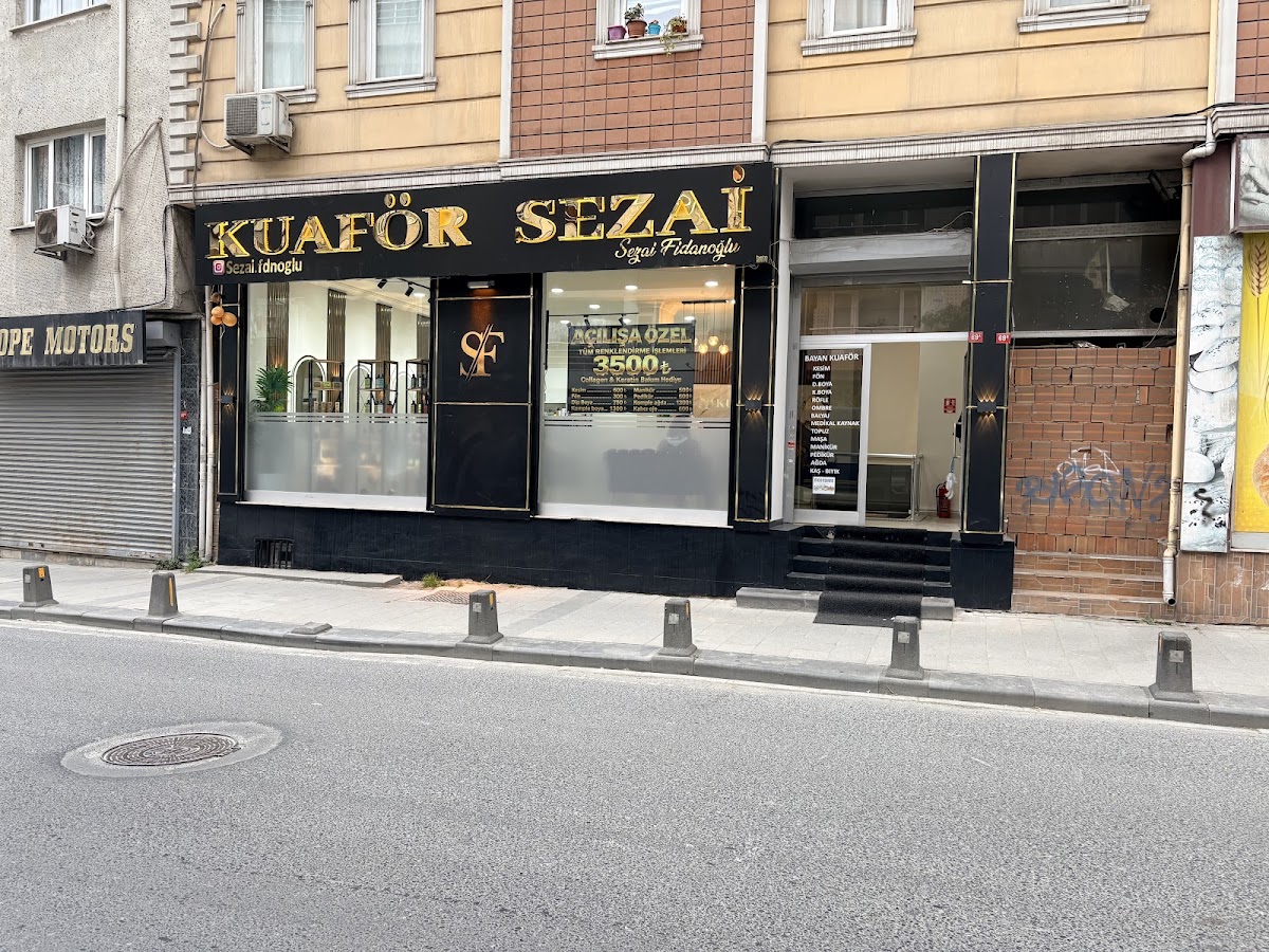 Kuaför Sezai — salondan bir kare