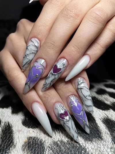 Lune Nail Studio — kare 3
