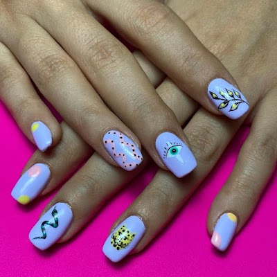 Wu Nail Bar — kare 3