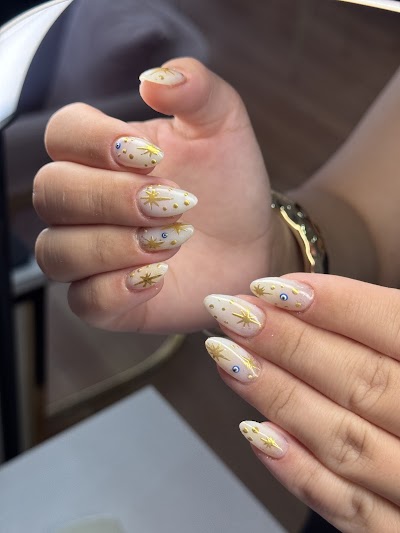 Semy Nail Studio — kare 4