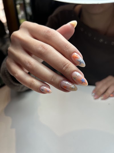 Damla babacan nail studio — kare 5