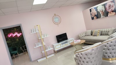Sahra Beauty Studio — kare 2