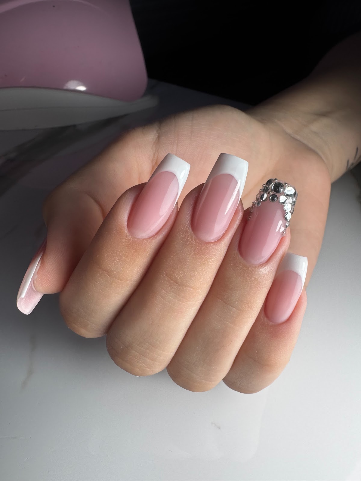 Merve Yokuş Nail Stüdyo — salondan bir kare