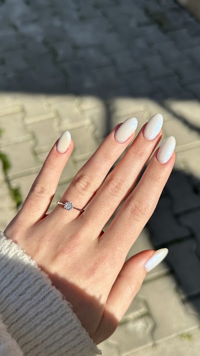 Merve Yıldız Nail Studio — kare 2