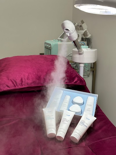 ME Beauty Lounge — kare 5