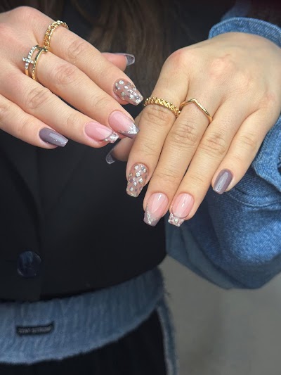 Merlina Nail Studio — kare 3